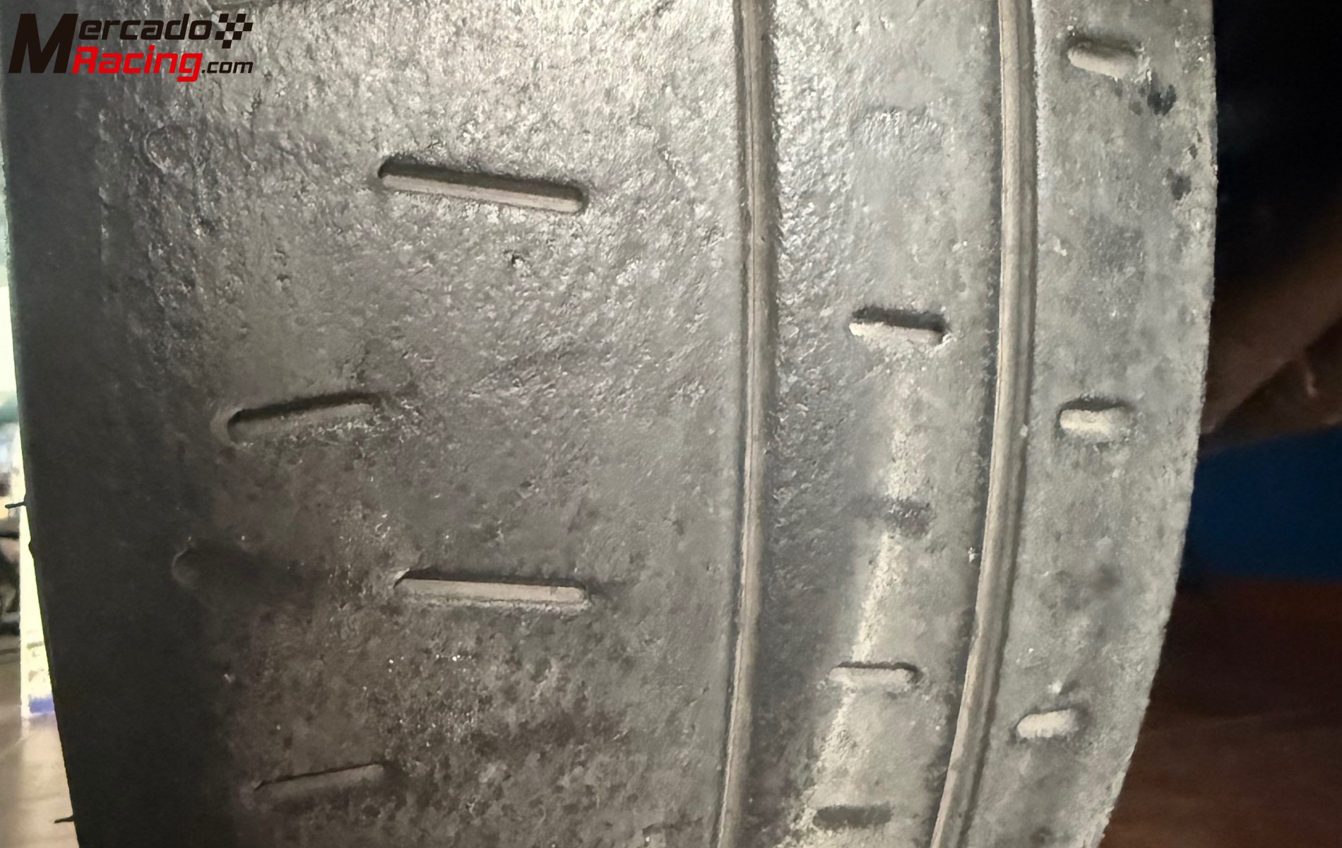 Neumáticos pirelli ra7