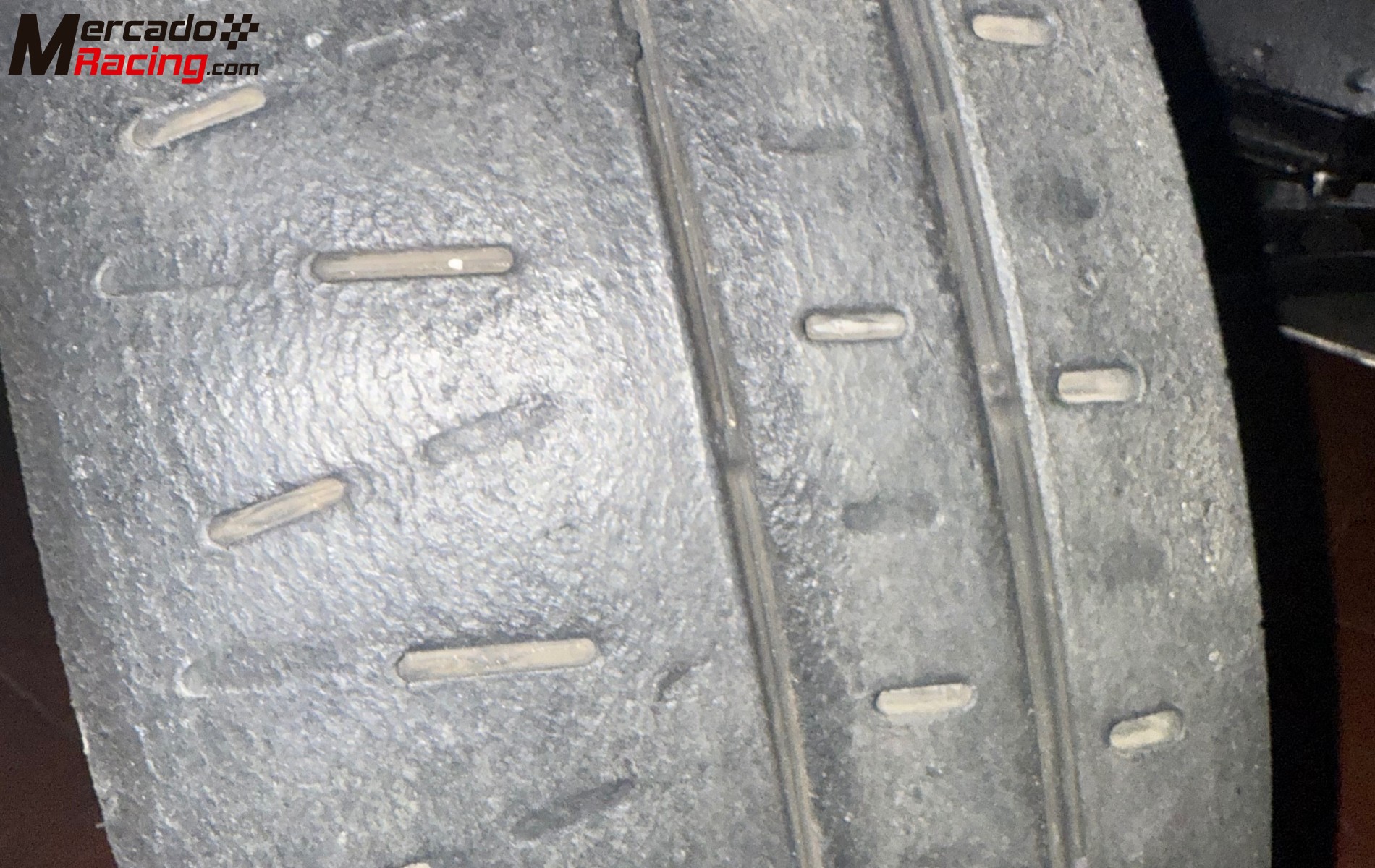Neumáticos pirelli ra7