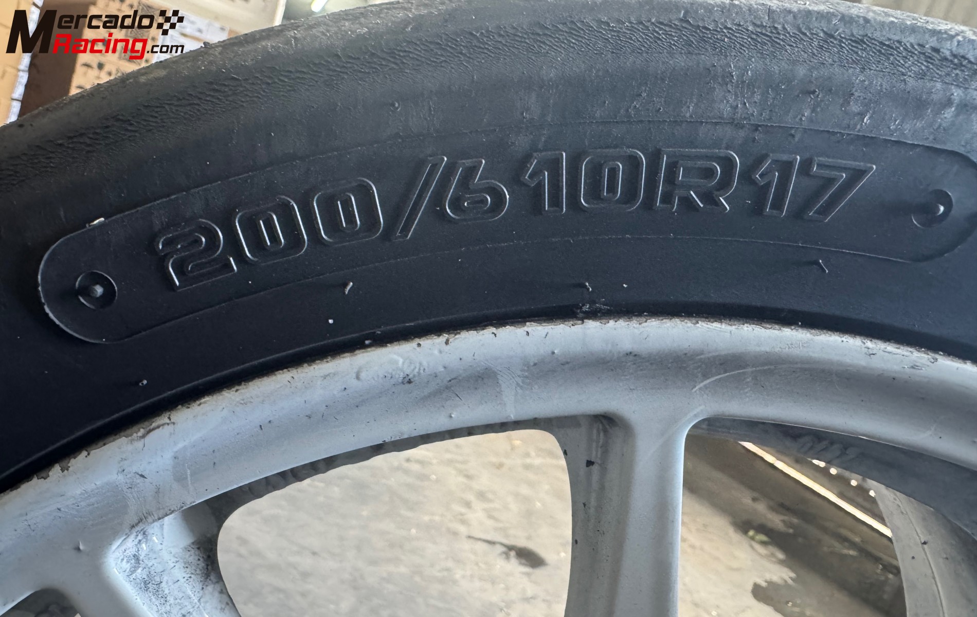 Slicks hossier  17” montaña solo 15 km