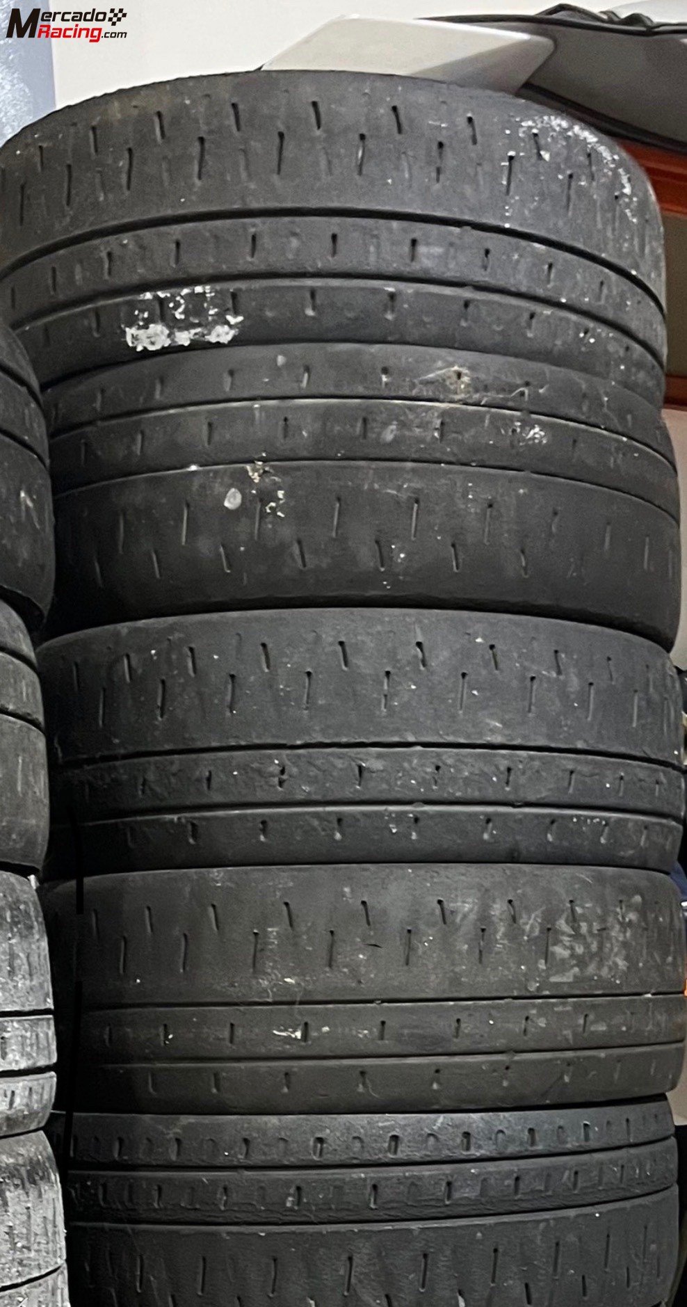 Se venden ruedas pirelli en 17 varios compuestos