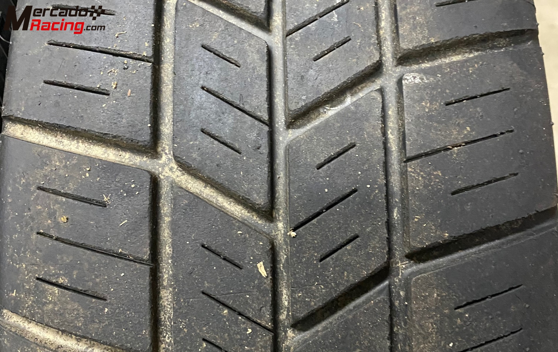 4 hankook agua  w52 200/625r17 año 2025