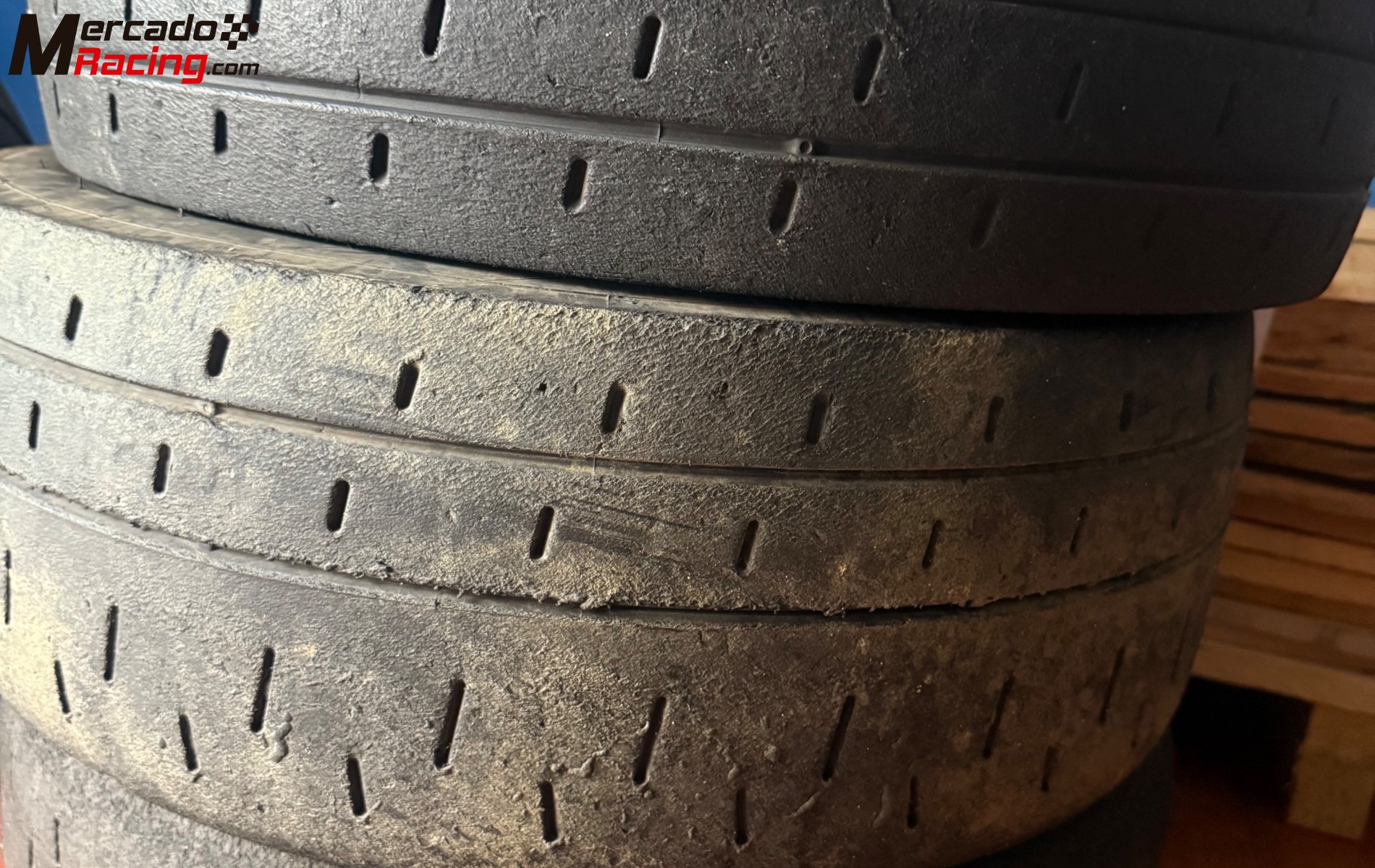 Neumático slick rally pirelli ra7