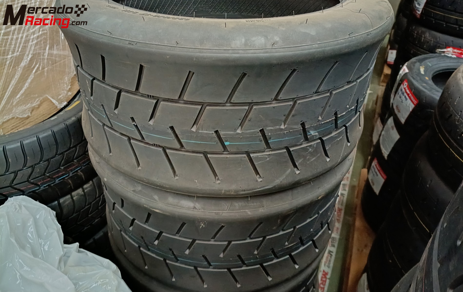 Se venden neumáticos mrf zrc rallycross – 225/620-17 xply