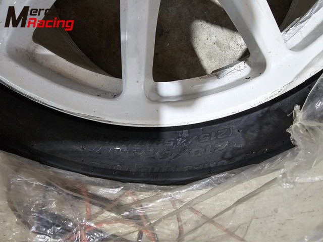 Neumaticos slicks  hankook  t52  y lluvia michelin p20