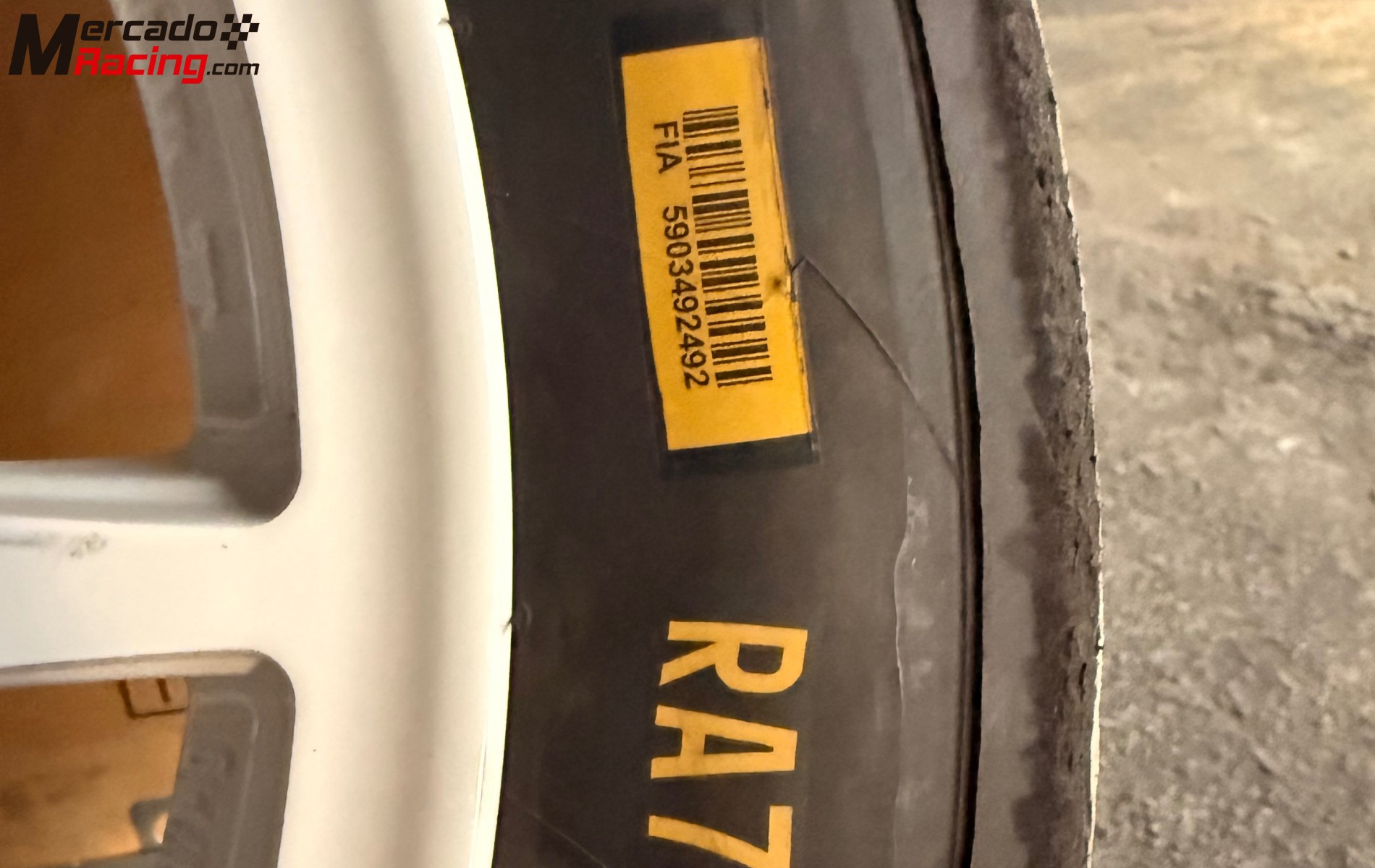 Neumático pirelli p zero 205/45 r17