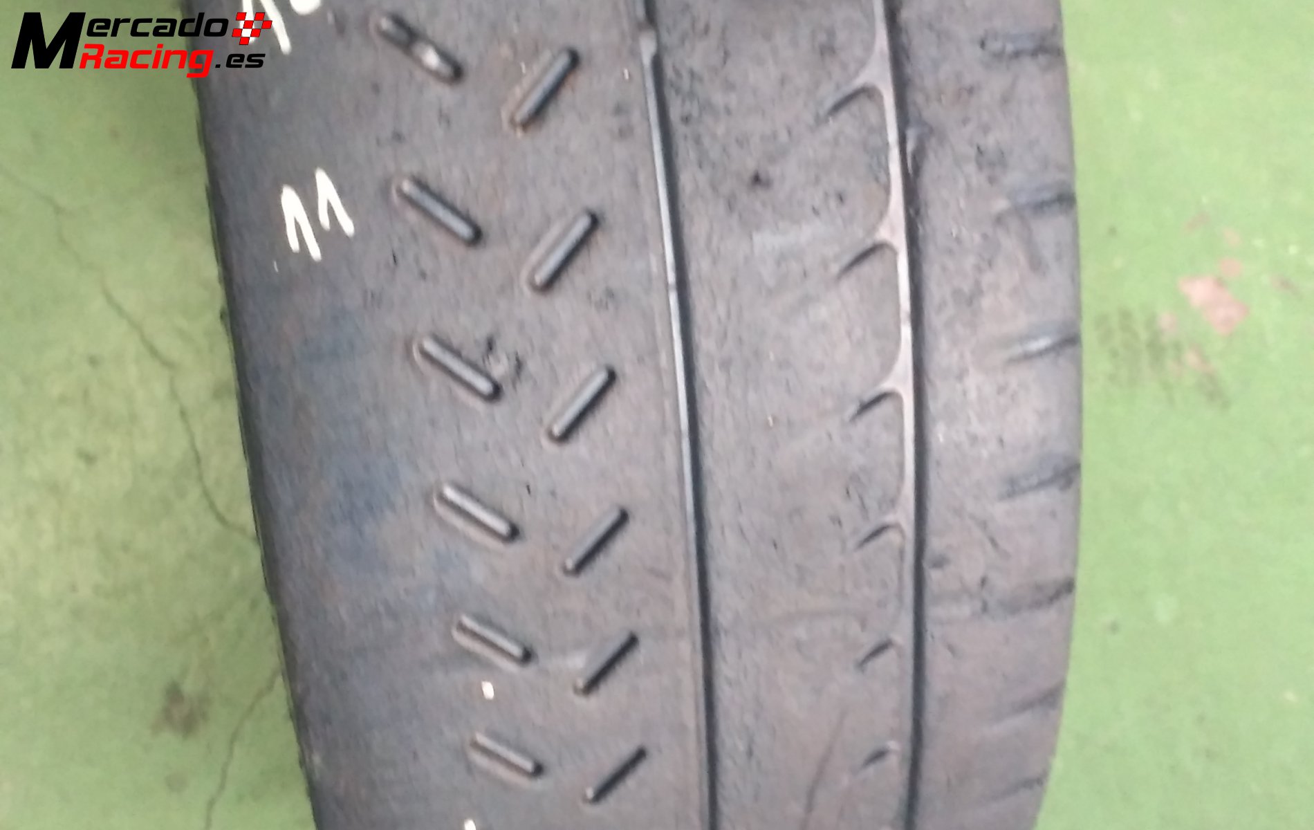 Neumáticos michelin compuesto 31, 21 y 11 en 18