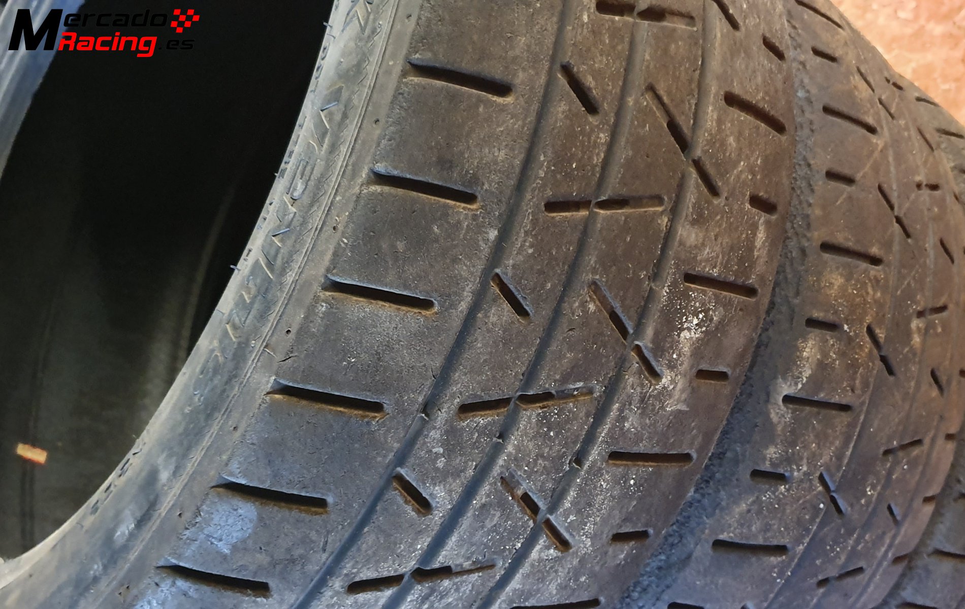 Neumáticos asfalto hankook 18 