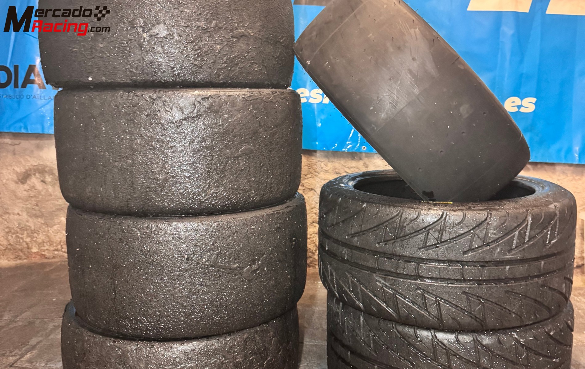 Slicks pirelli circuito en 18