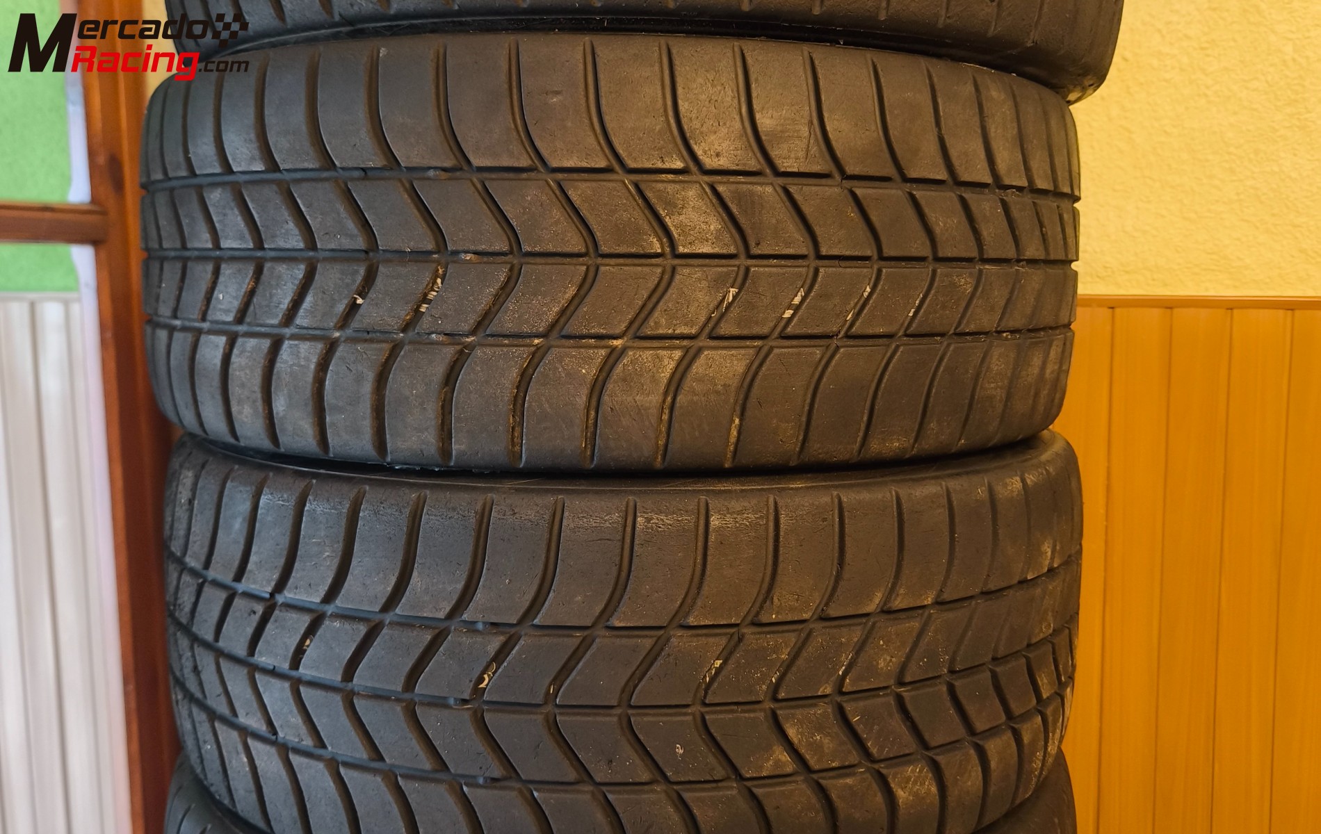 Pirelli asfalto en 18