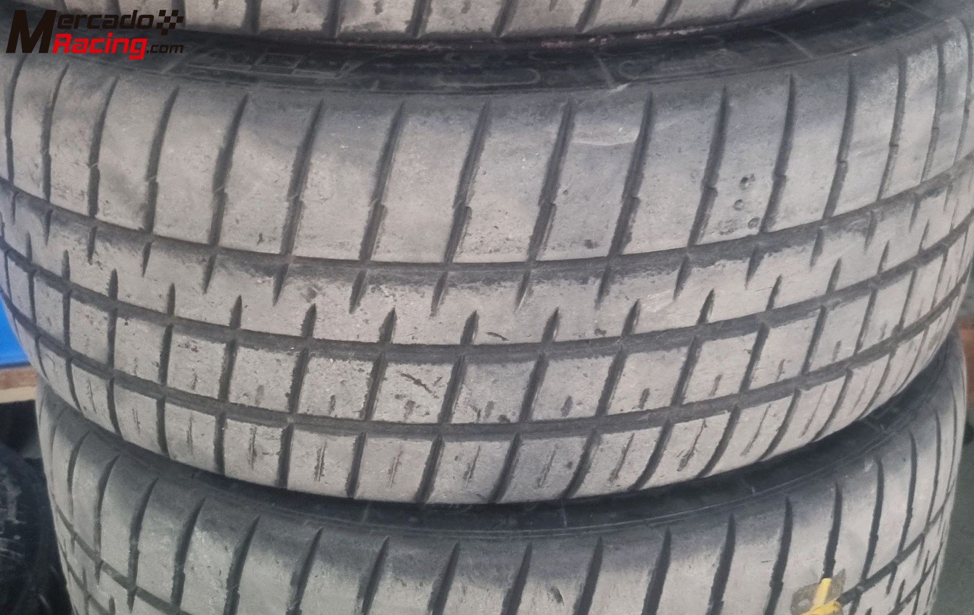 Slicks michelin 18