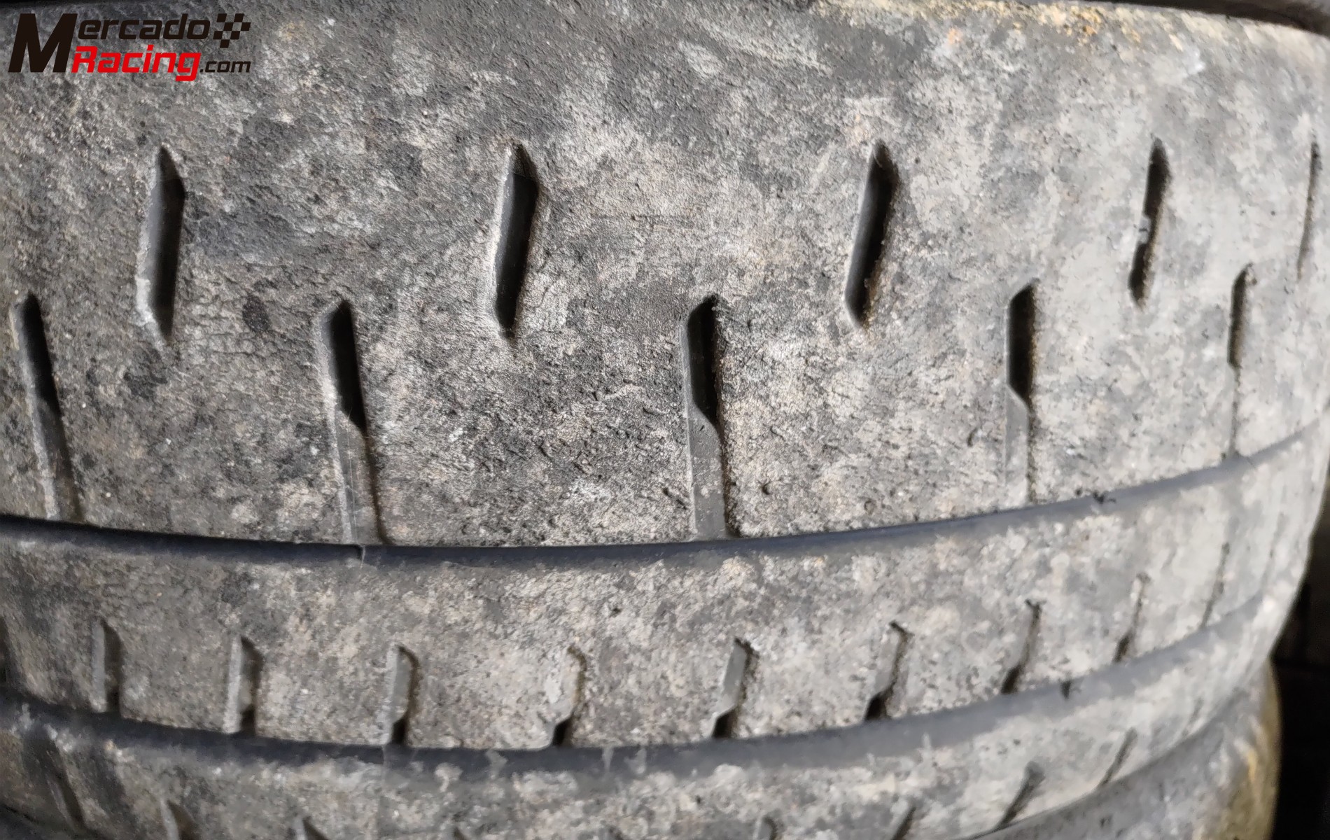 Hankook z215 en 210/650/18 t3