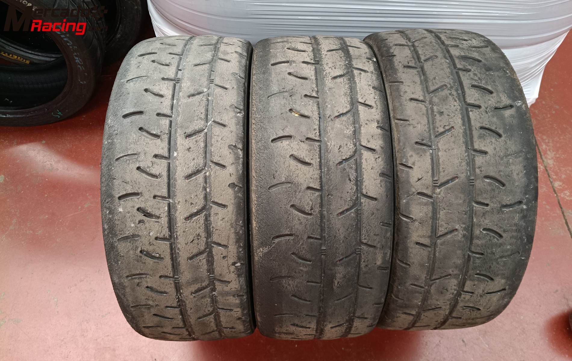 Regalo 3 zta 235-40r18 ts