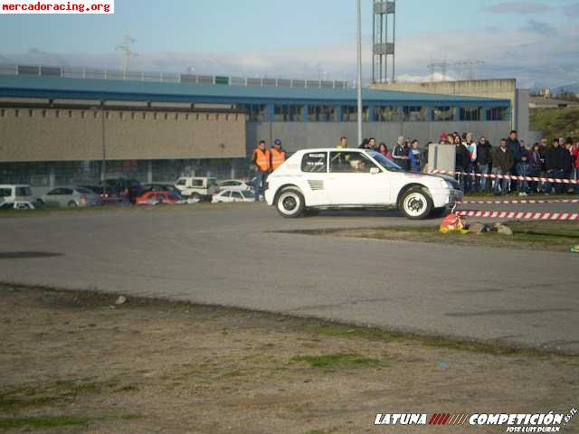 Peugeot 205 ancho