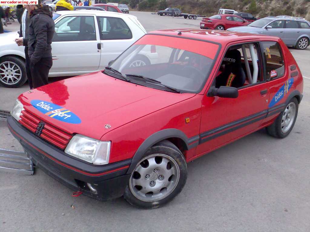 Se vende 205 gti