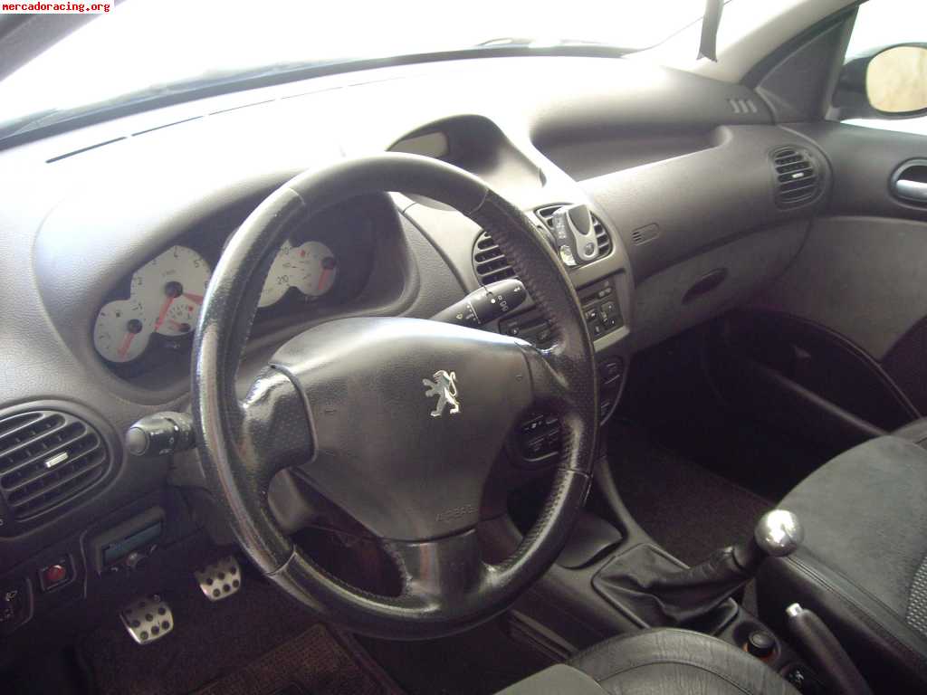 Peugeot 206 gti 2.0 - ////1990€////   11/2002 - impecable