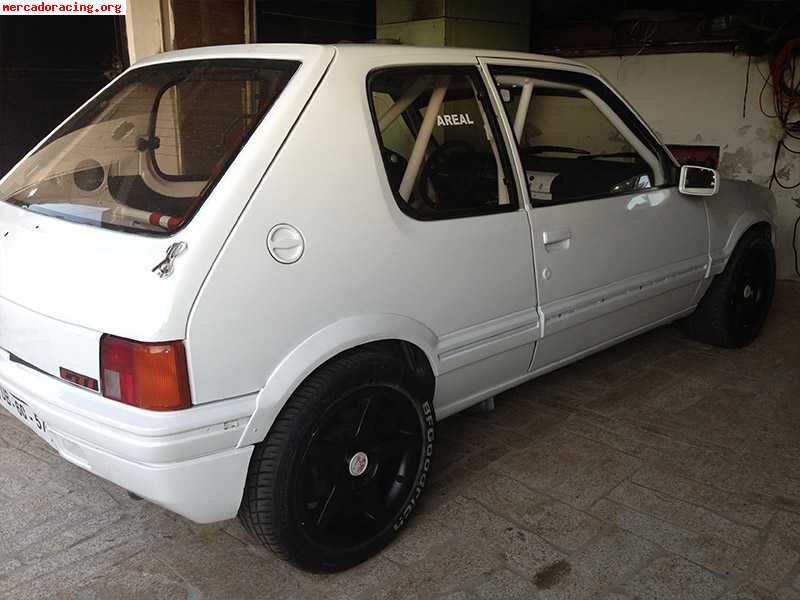 Peugeot 205 1.9 gti 