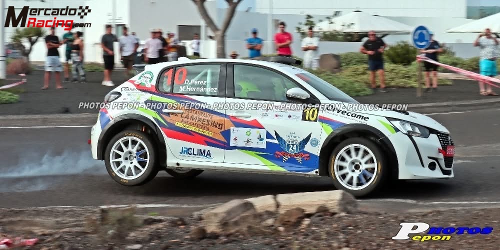 Venta coche de rally peugeot 208 rally4