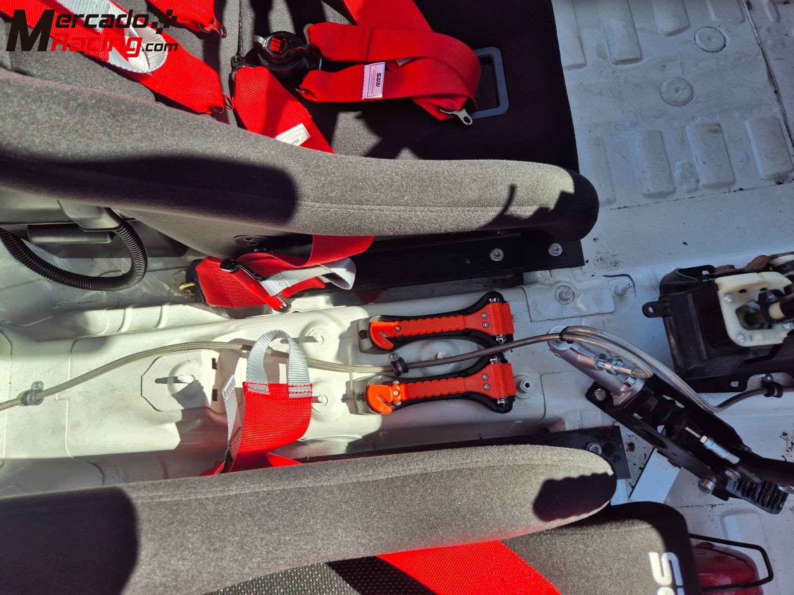 Peugeot 208 gti (novo)