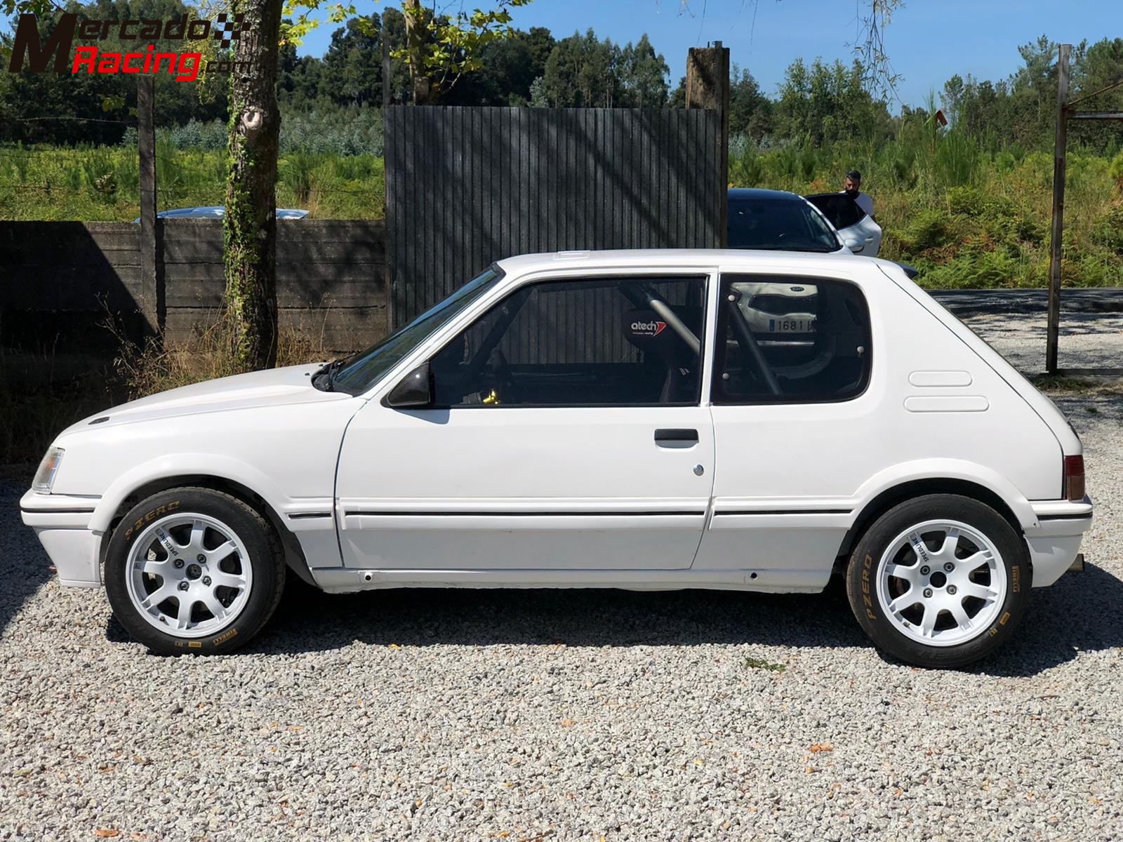 Peugeot 205 gti