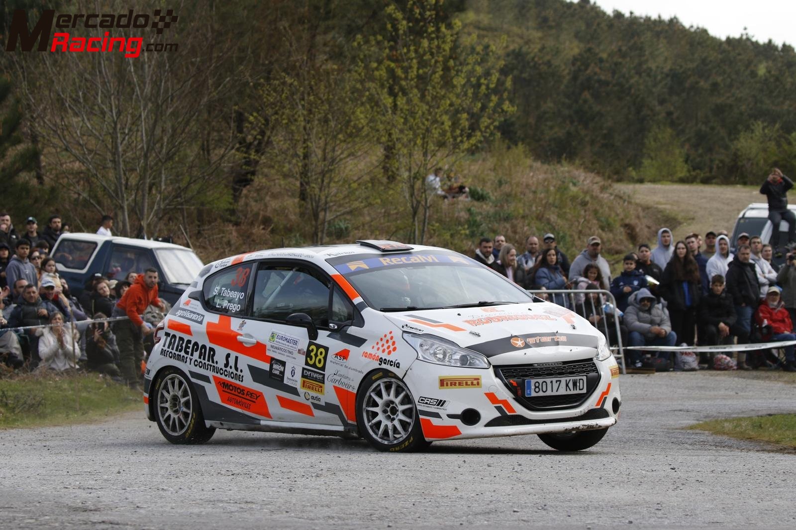 Se vende peugeot 208 r2