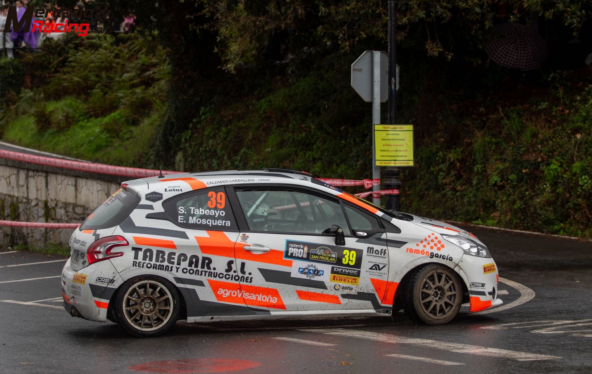 Se vende peugeot 208 r2 con kit de asfalto y tierra . 
