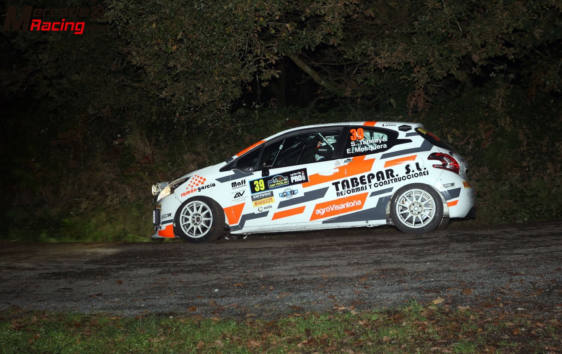 Se vende peugeot 208 r2 con kit de asfalto y tierra . 
