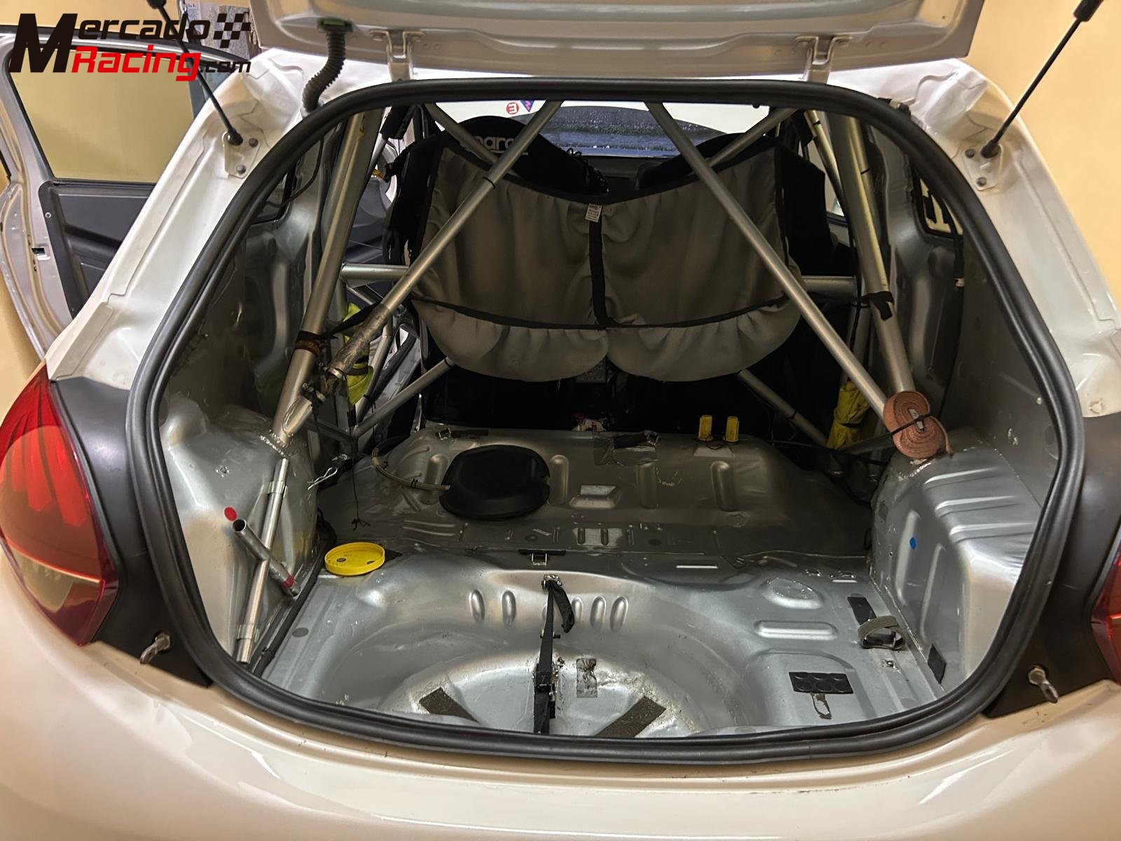 208 r2