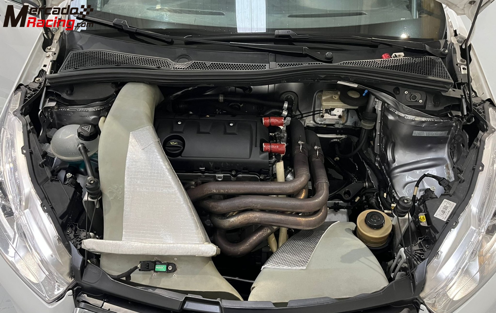 Peugeot 208 r2