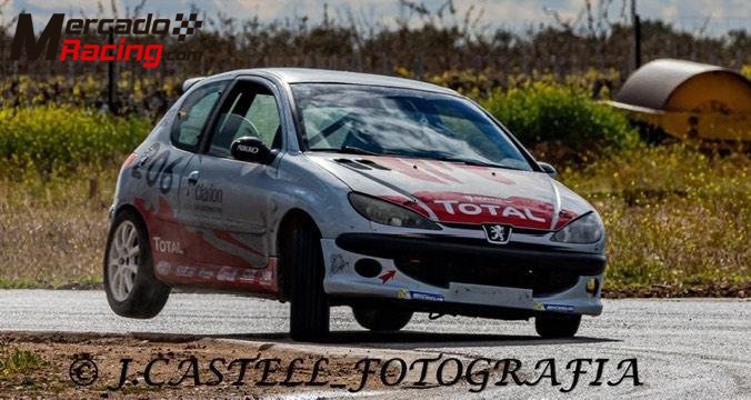 Peugeot 206 gti.