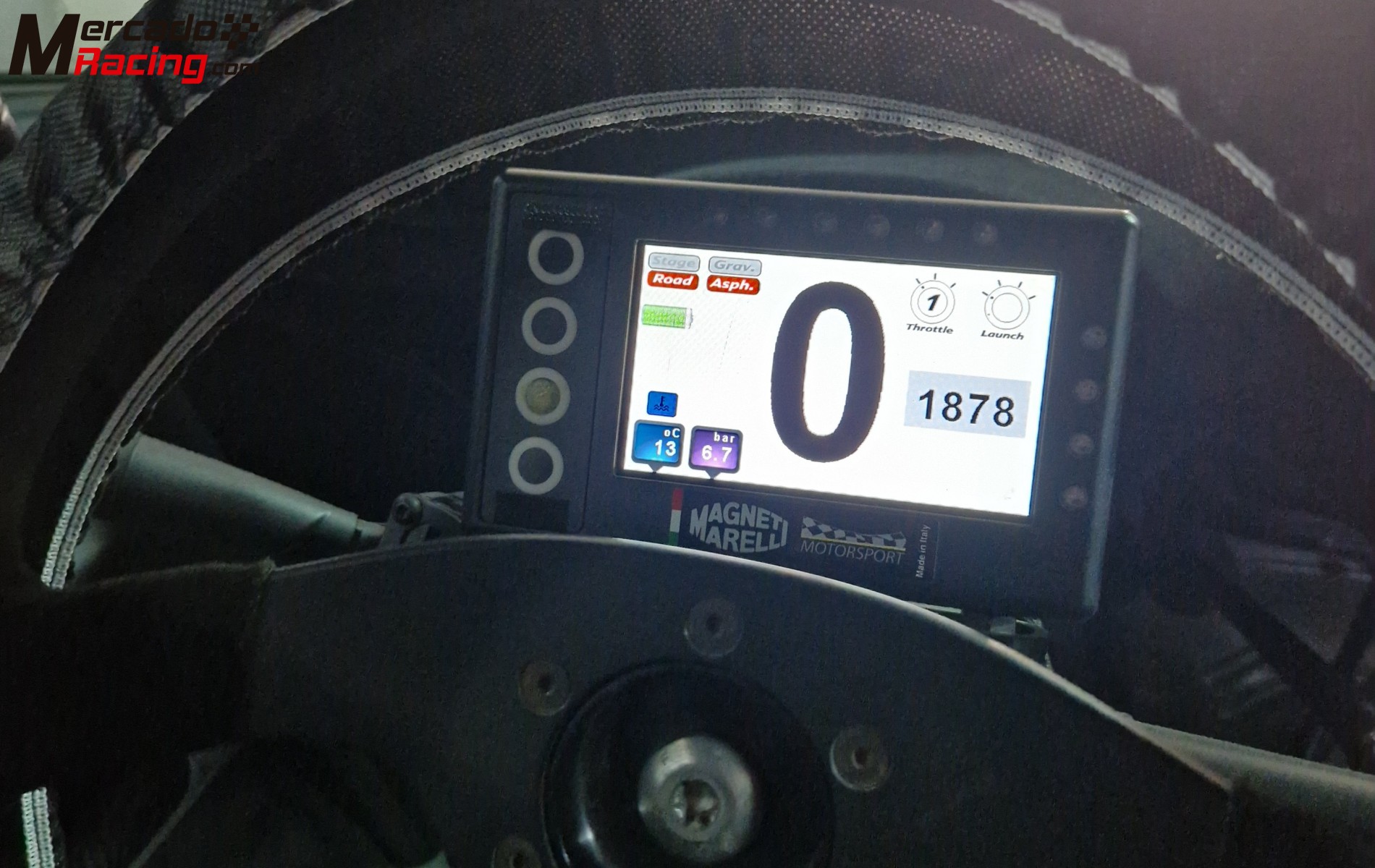 208 r2 muy buen estado.