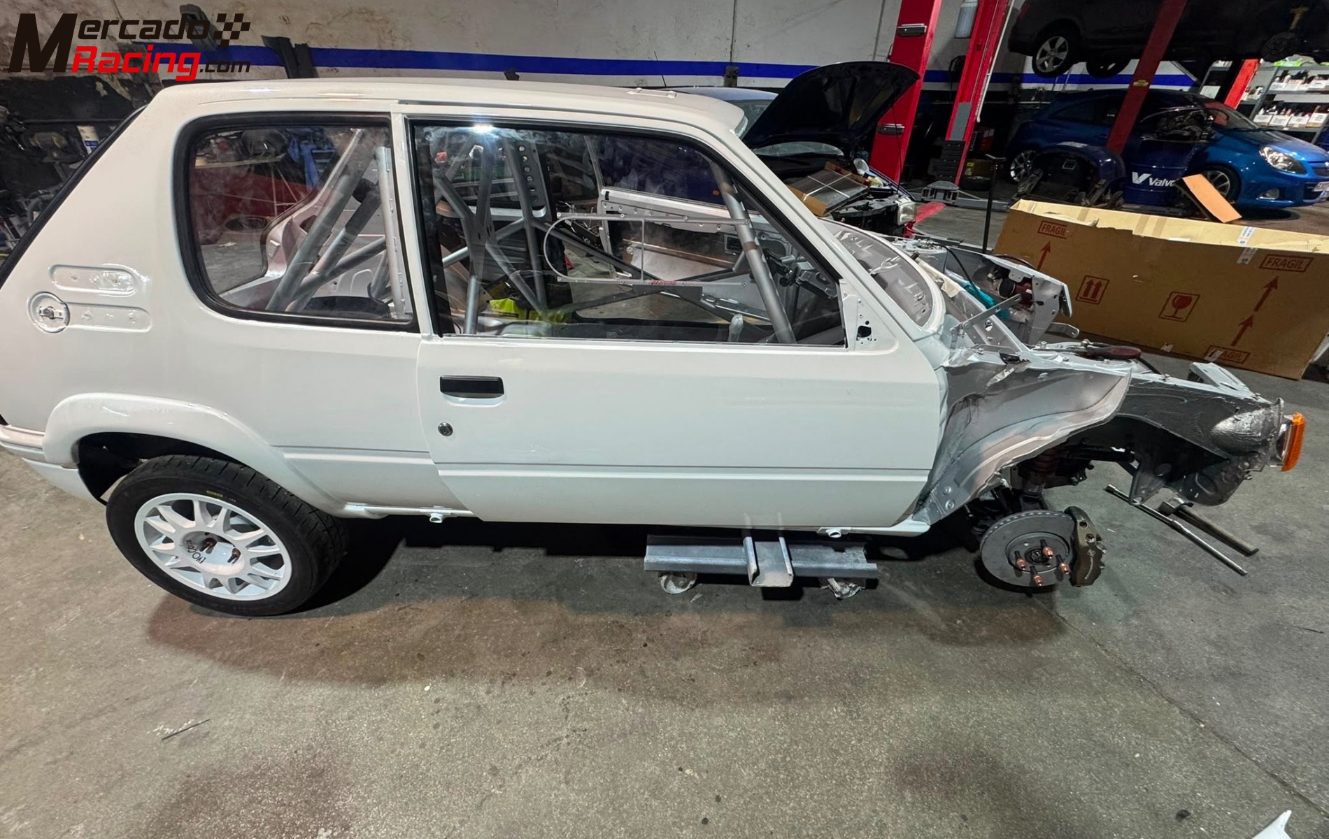 Peugeot 205