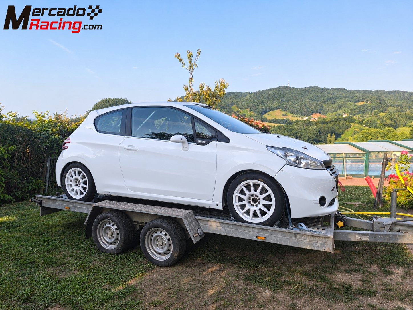 Peugeot 208 r2