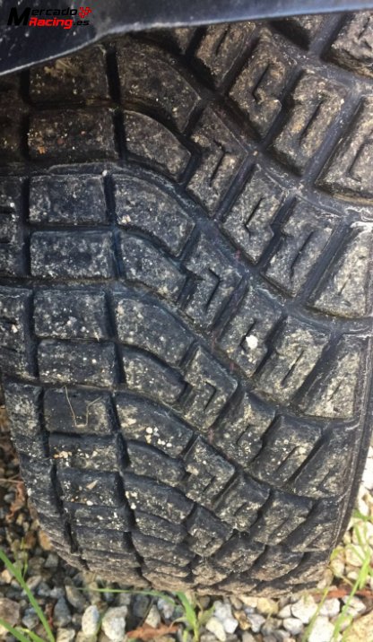 Lote de 8 kumho 195/65 15 de tierra