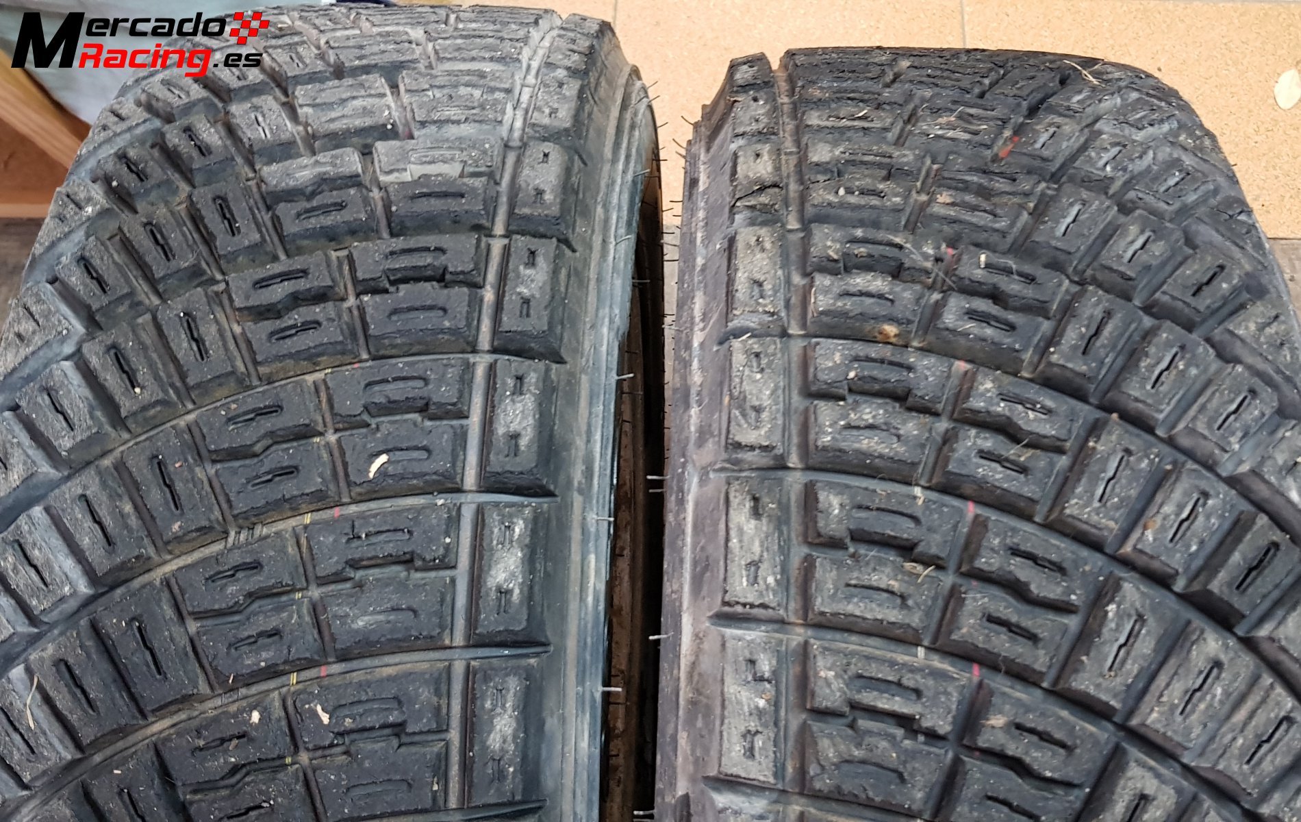 Neumáticos mrf tierra 205-65-15 compuesto blando 300 euros