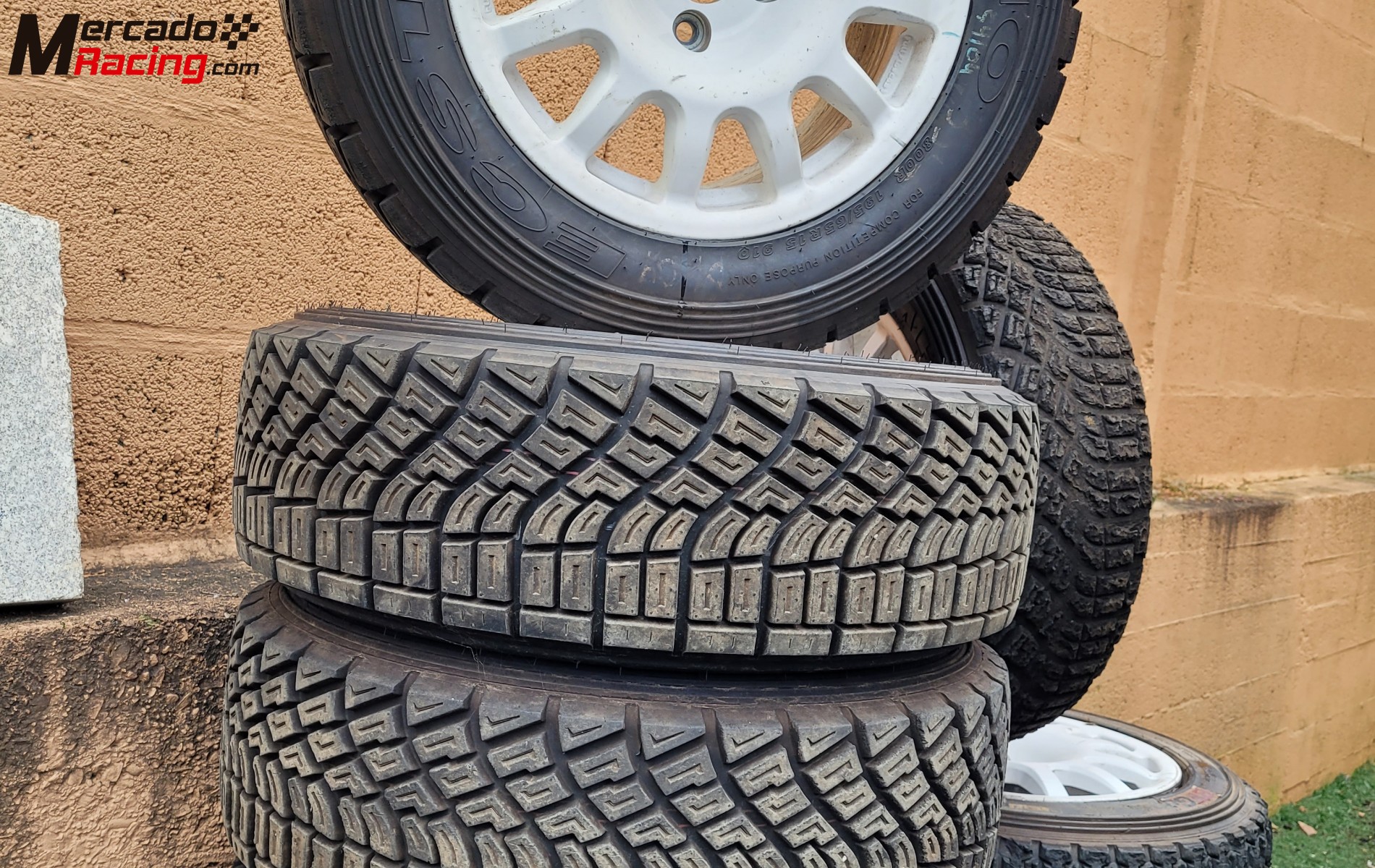 Neumáticos khumo tierra al 90%