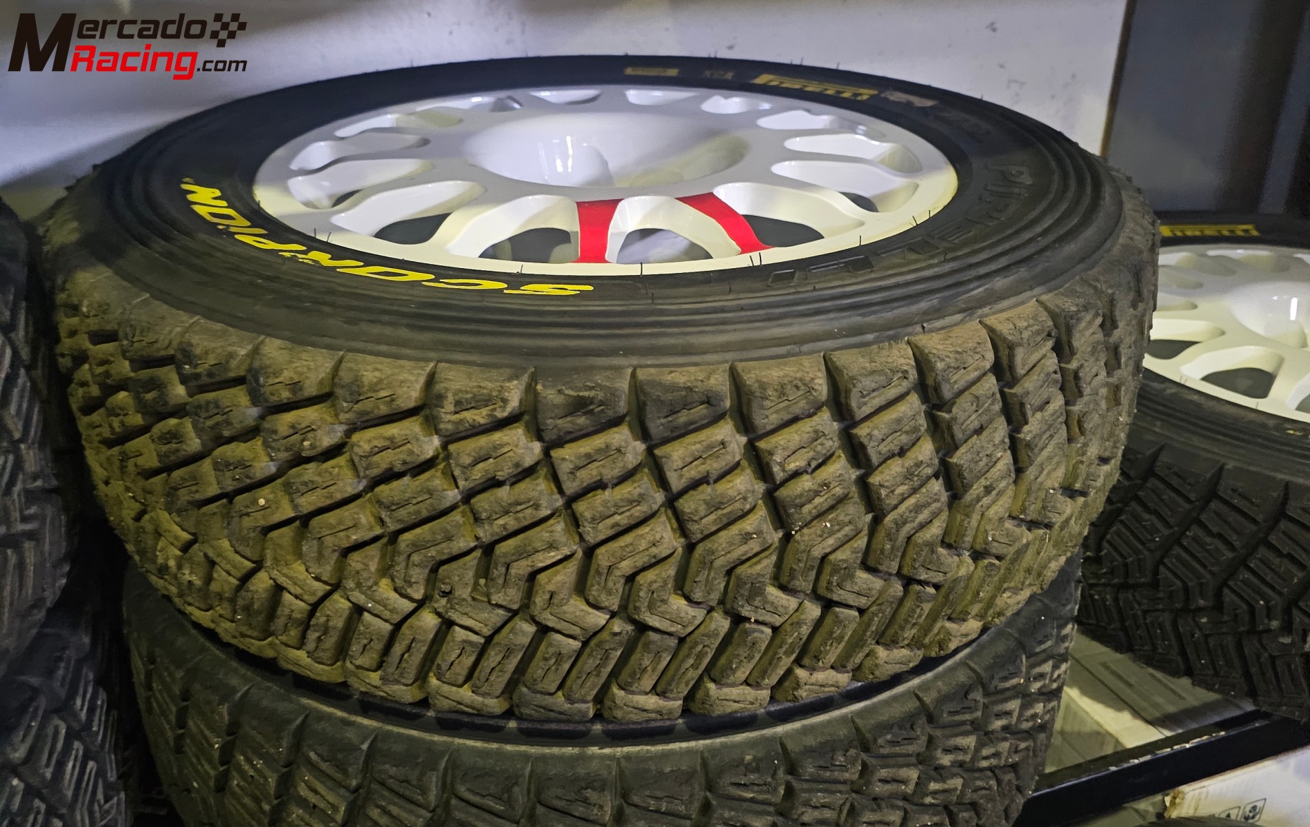   neumáticos pirelli k6a de tierra