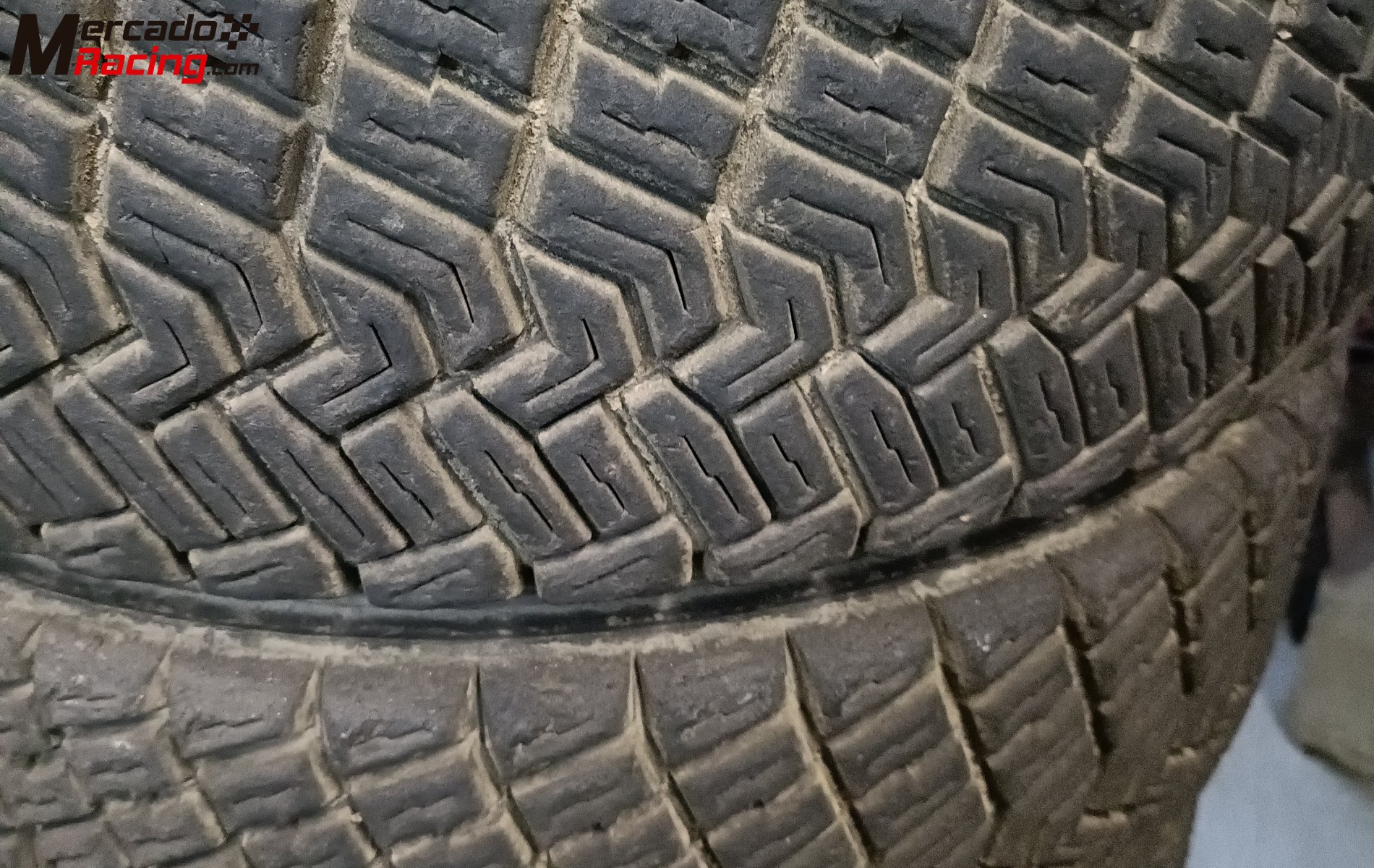 Pirrelli  tierra 185/70r15