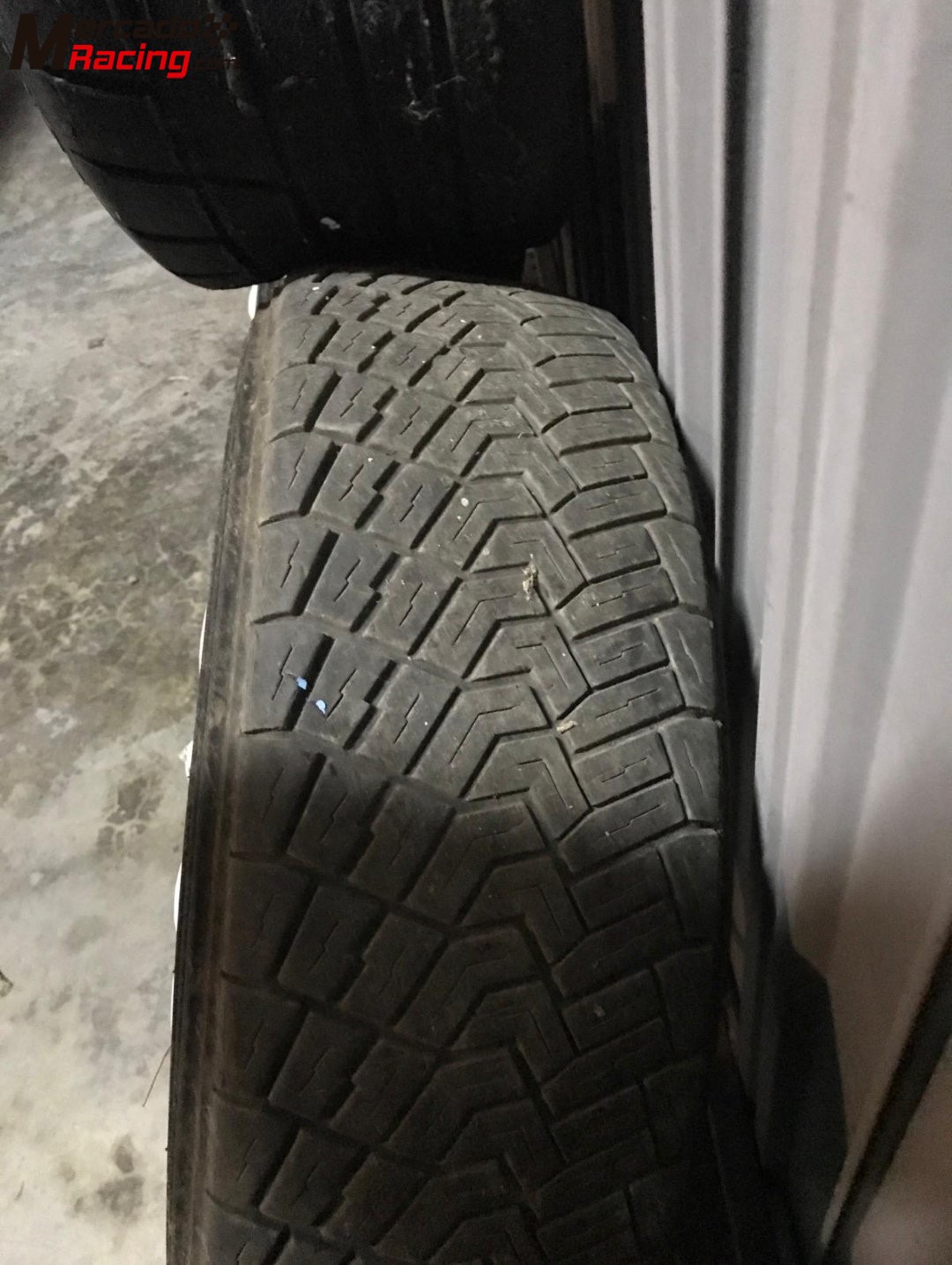 Vendo 11 ruedas de tierra marca pirelli 185/70/15