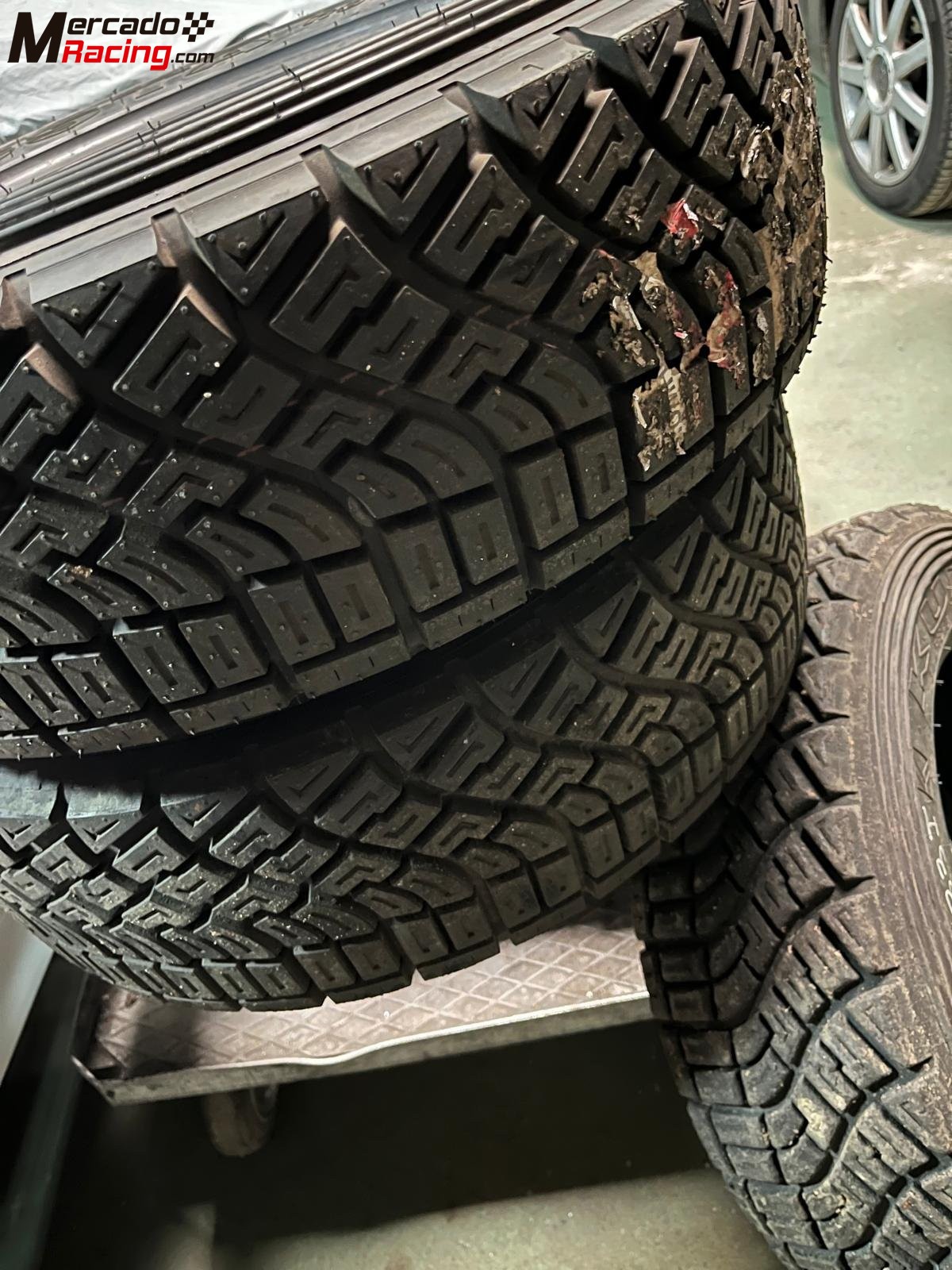 4 ruedas kumho 15