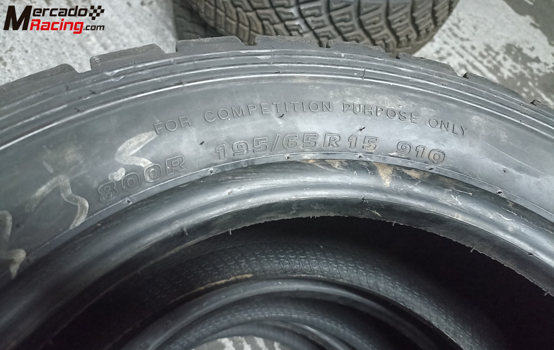 Se vende lote de kumhos en 15 compuesto medio
