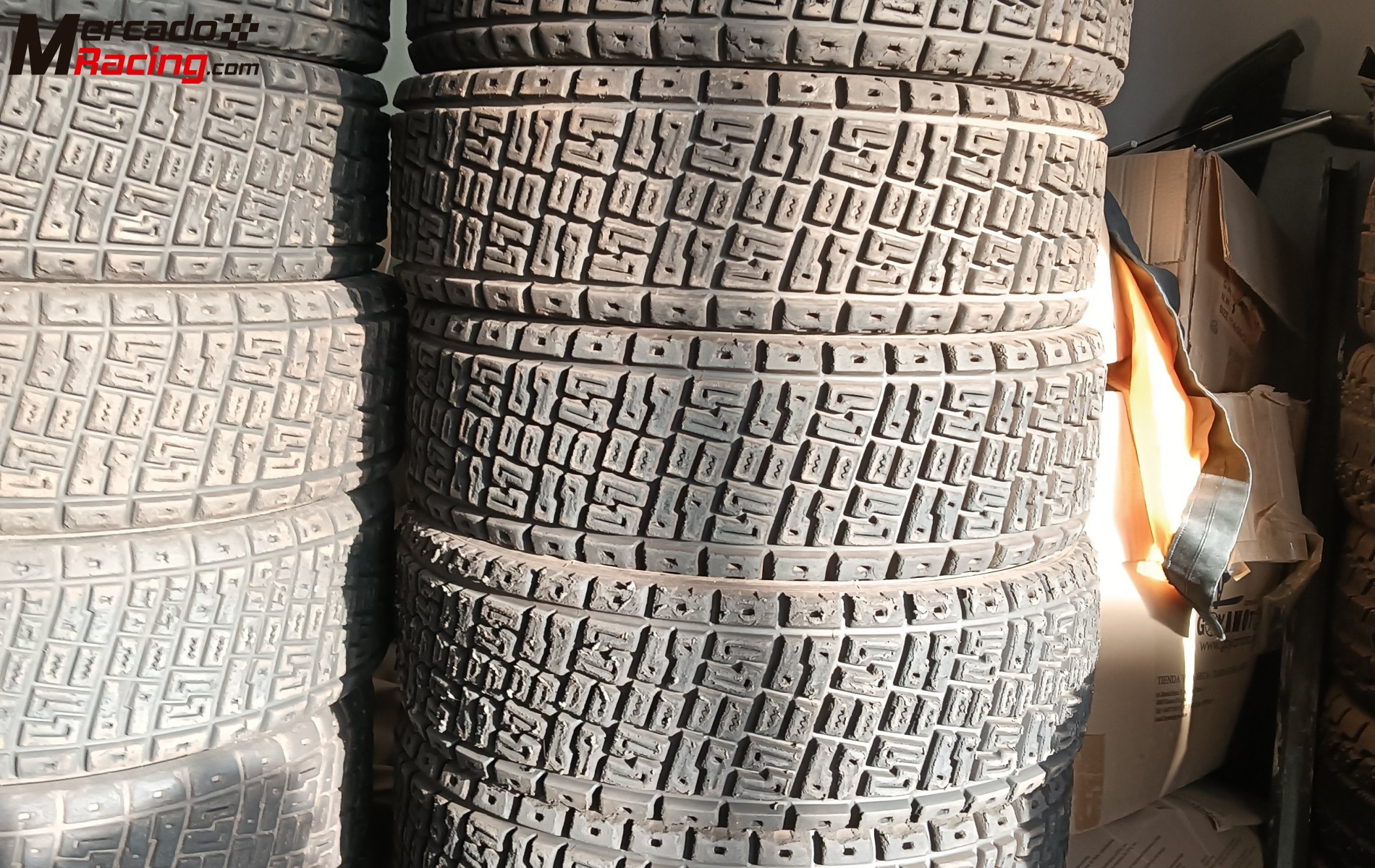 Vendo lote de neumaticos michelin xl 81