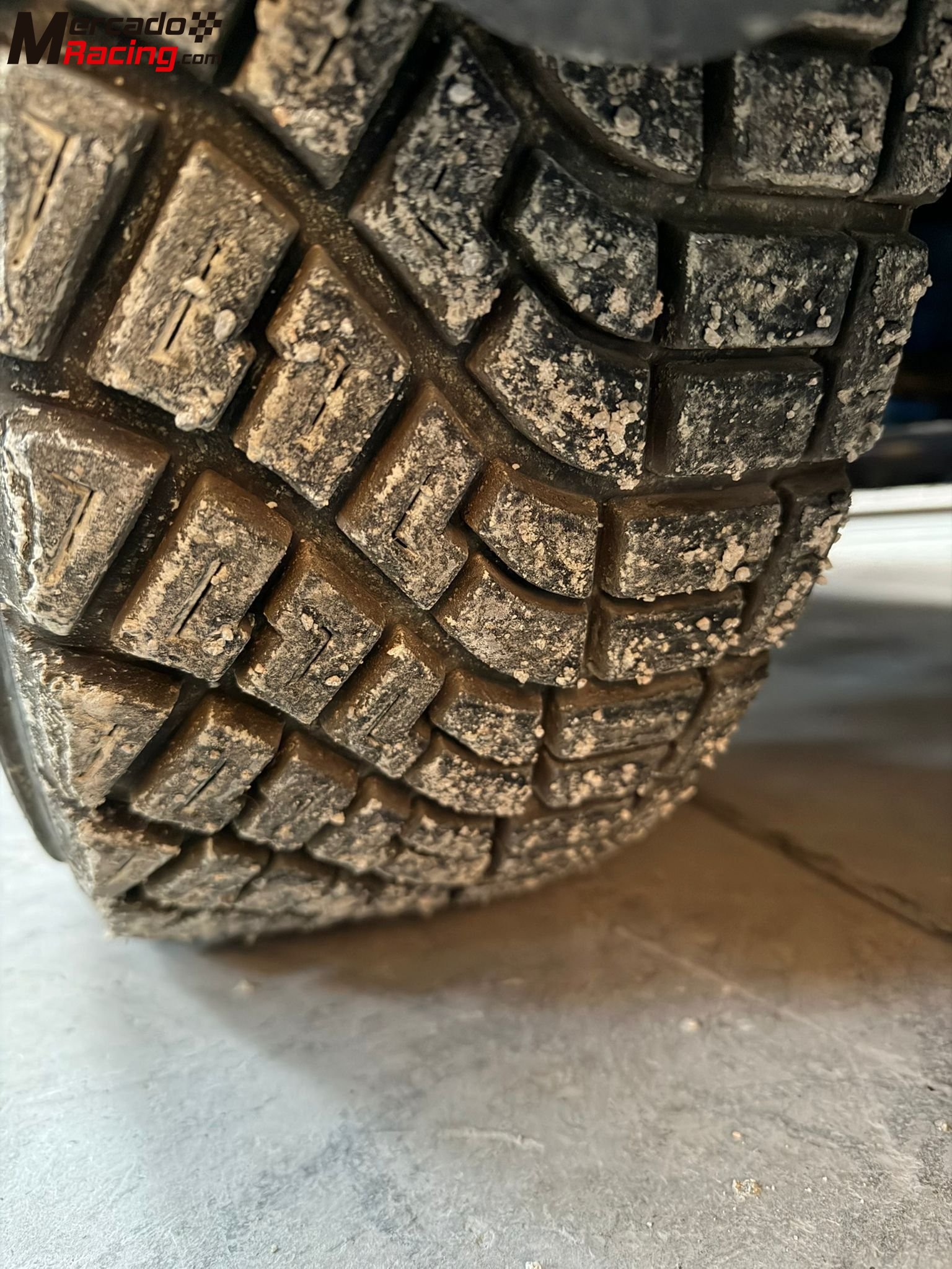 Kumho r800r al 70%