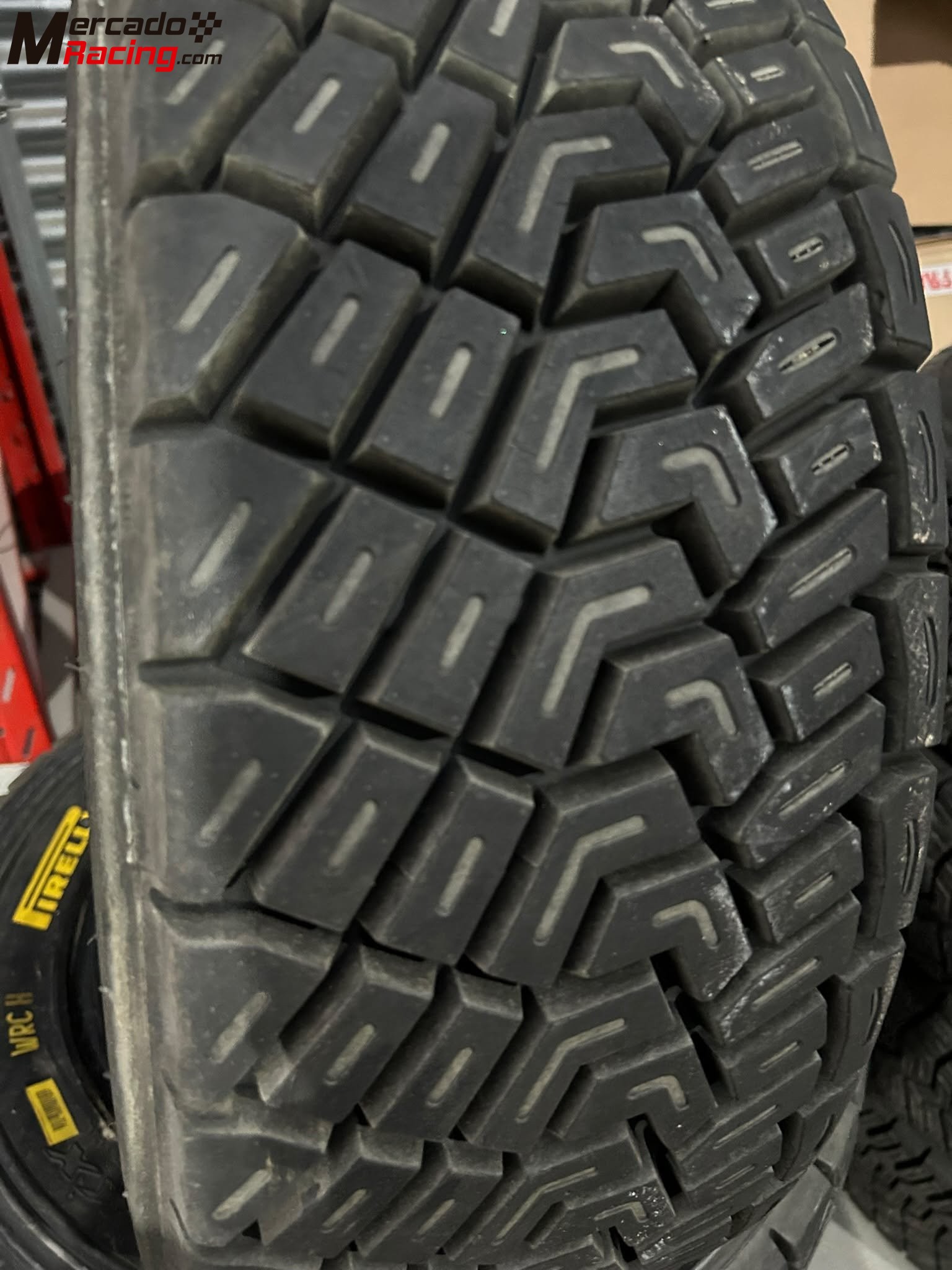 Neumáticos tierra pirelli 