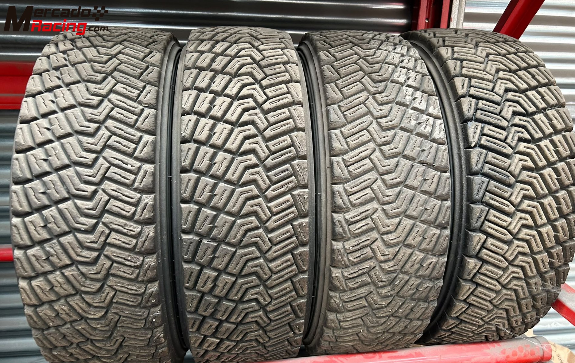 Neumáticos tierra pirelli 