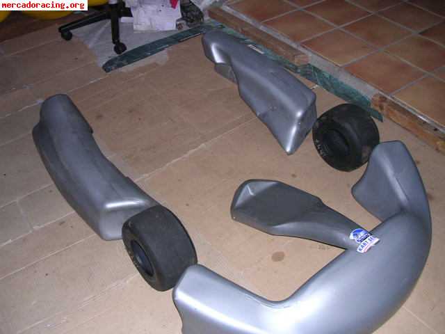 Vendo pontones para kart usados, estaban montados en un chas