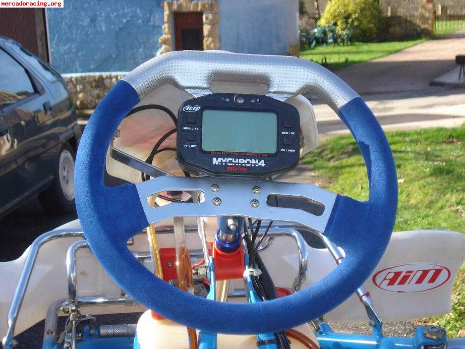 Kart fa con motor sonik 125 automático.