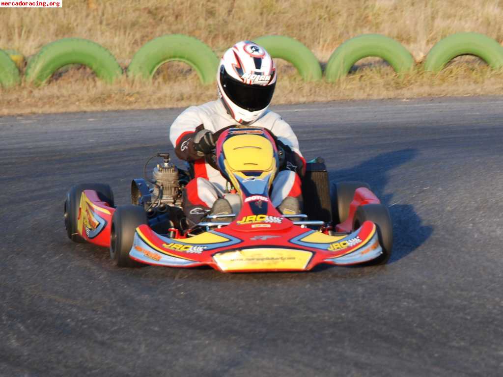 Vendo kart maranello rs7 con motor x30 125cc automático (200