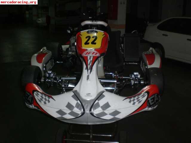 Se vende ea racing hard rock del 2008 con freno delantero y 