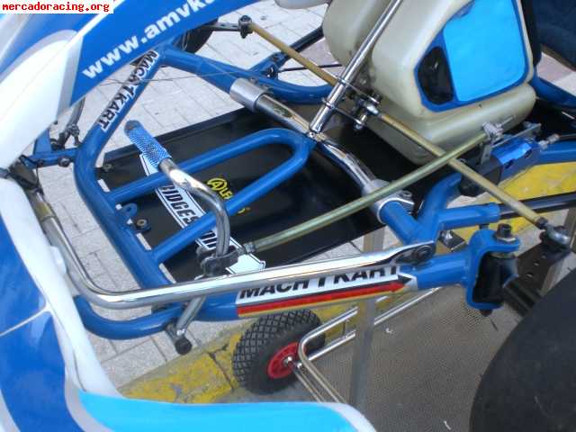 Se vende mach1 con decoracion de amv con motor rotax max ¡¡¡