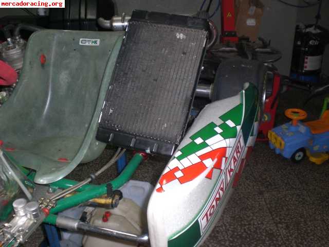 Se vende tony kart con iame kf3 38cv 